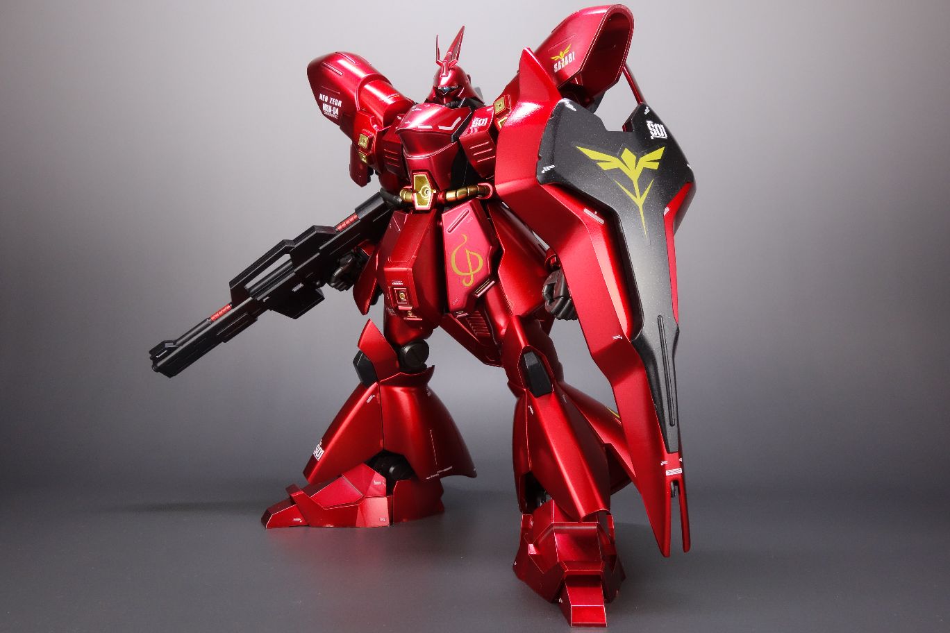 ガンプラMGニューガンダムサザビーメタリックコーティングバージョン