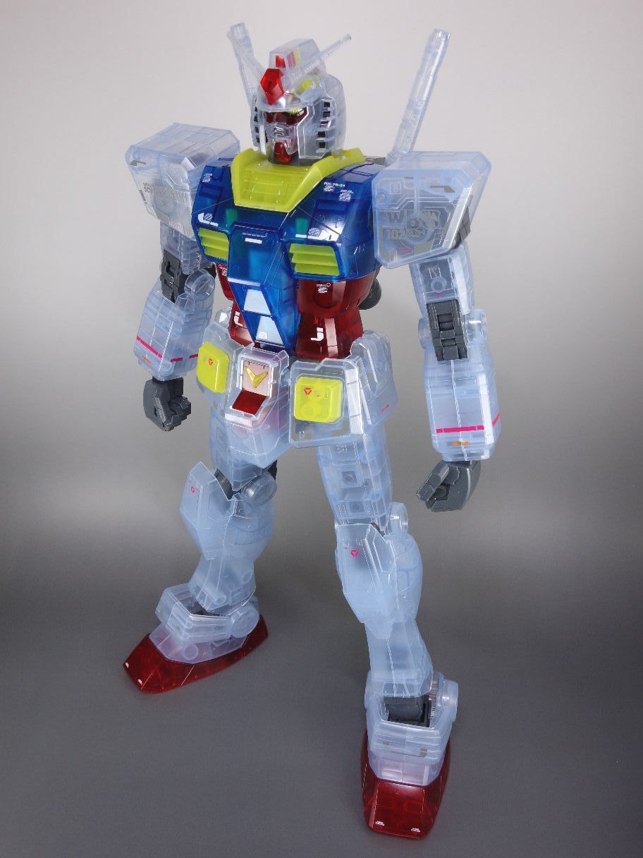 メガサイズモデル RX78-2ガンダム カラークリアVer 完成: 趣味の